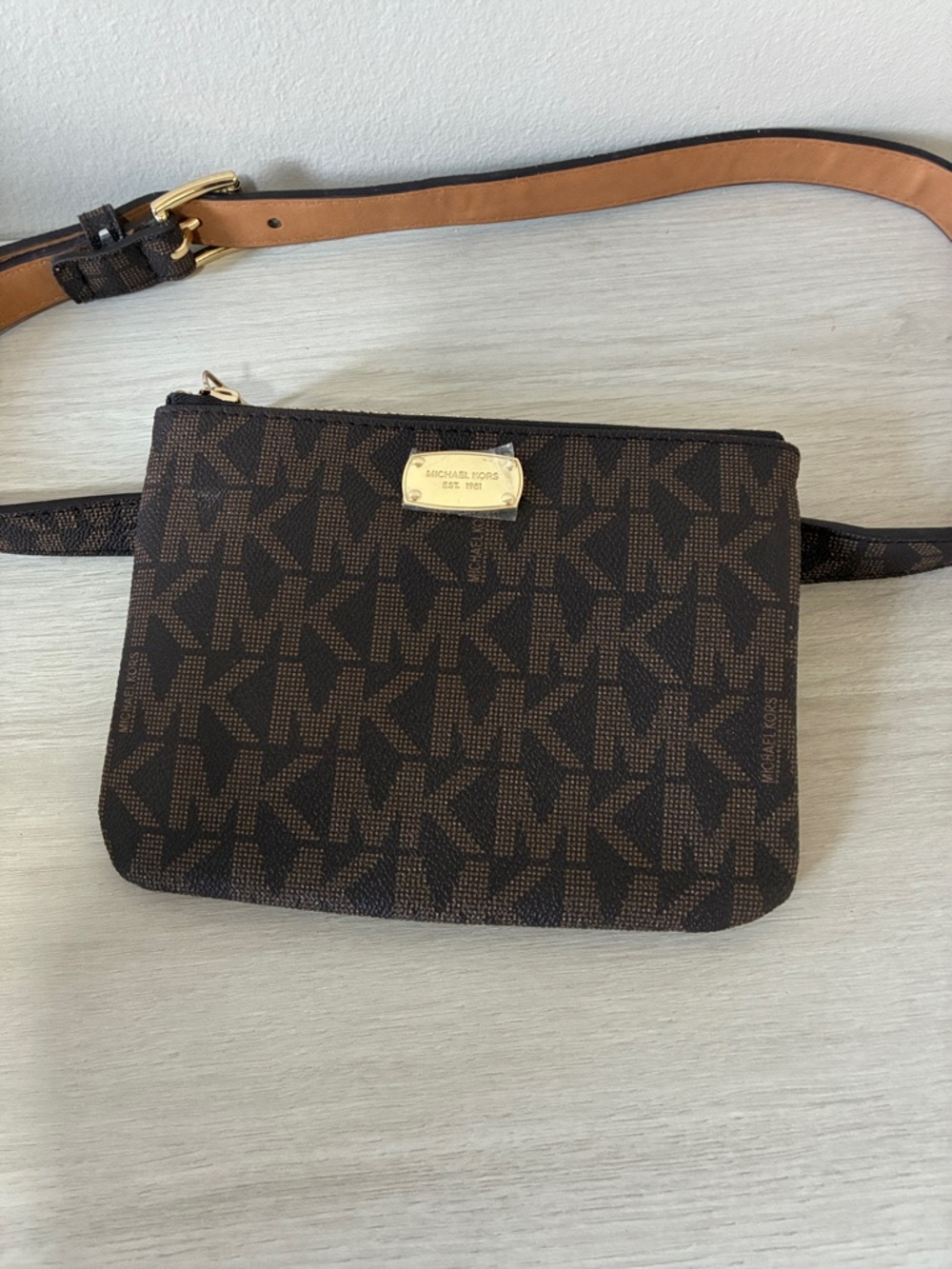 MICHAEL Michael Kors Dark Brown Monogram Belt Bag with Gold Hardware never used
